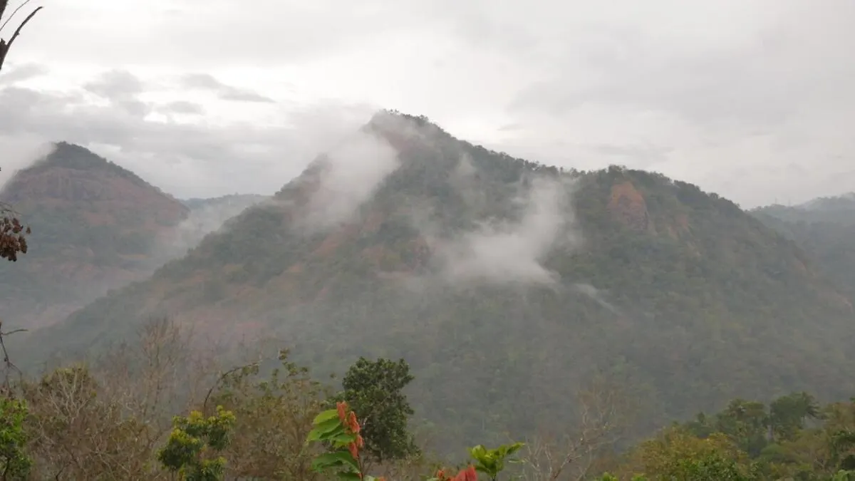 Villa Newcastle Holiday Resorts Entire Property With 5 Bedrooms-Near Munnar & Idukki-Superb Vibe,View - Kitchen, Campfire & Bbq Facility Kumudi