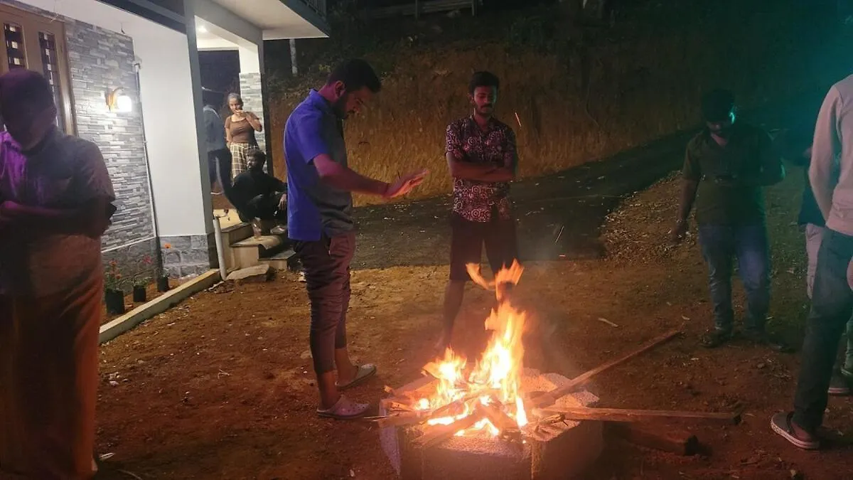 Villa Newcastle Holiday Resorts Entire Property With 5 Bedrooms-Near Munnar & Idukki-Superb Vibe,View - Kitchen, Campfire & Bbq Facility Kumudi